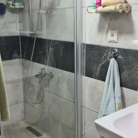 Ebruli Cennet Bahcesi *