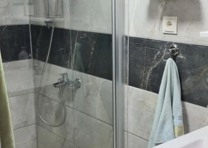 Ebruli Cennet Bahcesi *