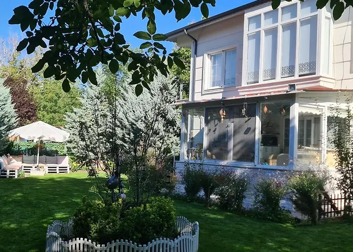 Ebruli Cennet Bahcesi *